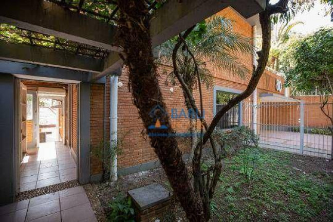 Imagem Sobrado com 11 Quartos à Venda, 412 m² em Lapa - São Paulo Imagem Sobrado com 11 Quartos à Venda, 412 m² em Lapa - São Paulo