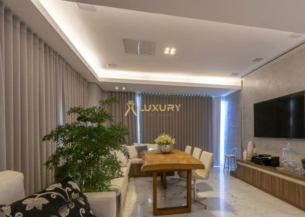 Imagem Imóvel com 4 Quartos à Venda, 180 m² em Vila Da Serra - Nova Lima Imagem Imóvel com 4 Quartos à Venda, 180 m² em Vila Da Serra - Nova Lima