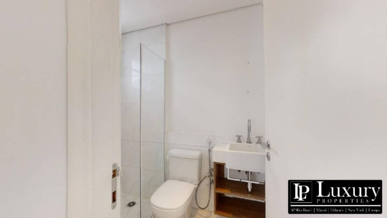 Imagem Apartamento com 2 Quartos à Venda, 151 m² em Vila Nova Conceição - São Paulo