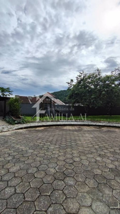 Imagem Casa de Condomínio com 4 Quartos à Venda, 215 m² em Iririú - Joinville