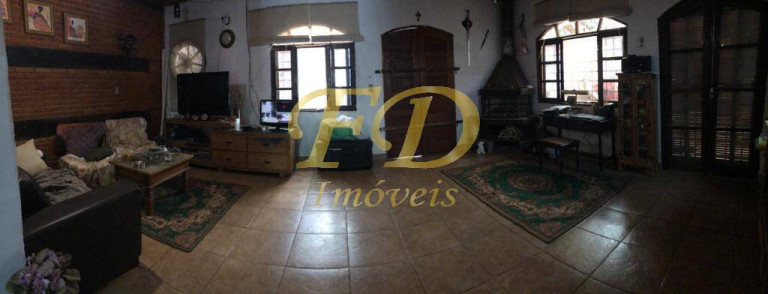 Imagem Chácara com 3 Quartos à Venda, em Mato Dentro - Mairiporã Imagem Chácara com 3 Quartos à Venda, em Mato Dentro - Mairiporã
