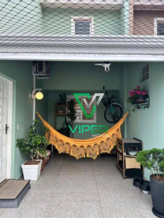 Imagem Sobrado com 3 Quartos à Venda, 92 m² em Uberaba - Curitiba