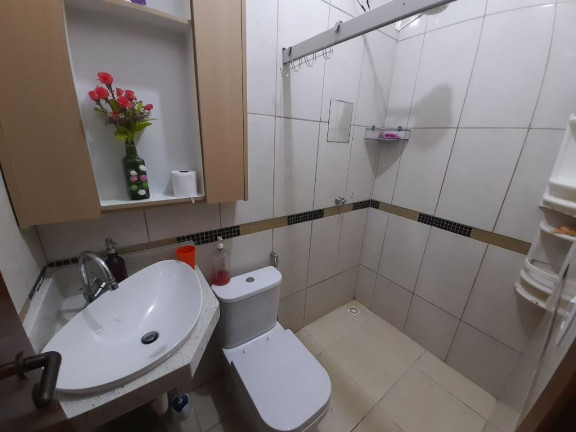 Imagem Sobrado com 4 Quartos à Venda, 267 m² em Residencial Licardino Ney - Goiânia Imagem Sobrado com 4 Quartos à Venda, 267 m² em Residencial Licardino Ney - Goiânia