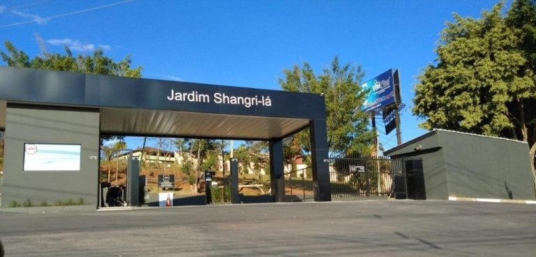 Imagem Imóvel com 3 Quartos à Venda, 218 m² em Jardim Shangri-lá - Atibaia Imagem Imóvel com 3 Quartos à Venda, 218 m² em Jardim Shangri-lá - Atibaia