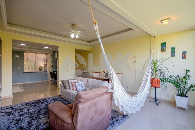 Imagem Apartamento com 3 Quartos à Venda, 94 m² em Petrópolis - Porto Alegre