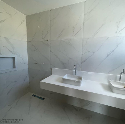 Imagem Casa com 4 Quartos à Venda, 270 m² em Alphaville (abrantes) - Camaçari Imagem Casa com 4 Quartos à Venda, 270 m² em Alphaville (abrantes) - Camaçari