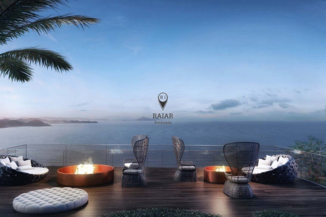 Imagem Loft com 4 Quartos à Venda,  em Centro - Balneário Camboriú