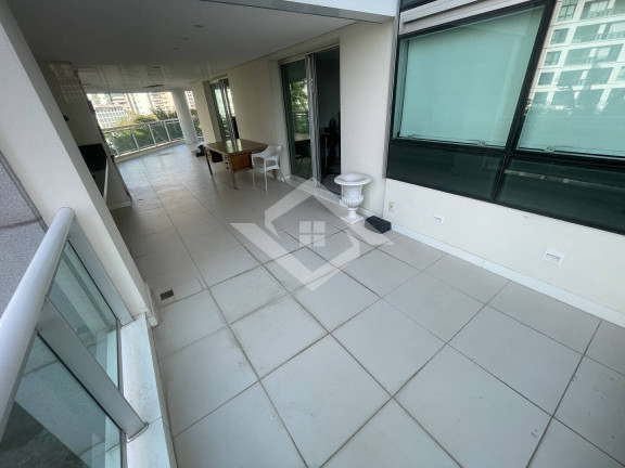 Imagem Apartamento com 4 Quartos à Venda, 407 m² em Barra Da Tijuca - Rio De Janeiro Imagem Apartamento com 4 Quartos à Venda, 407 m² em Barra Da Tijuca - Rio De Janeiro
