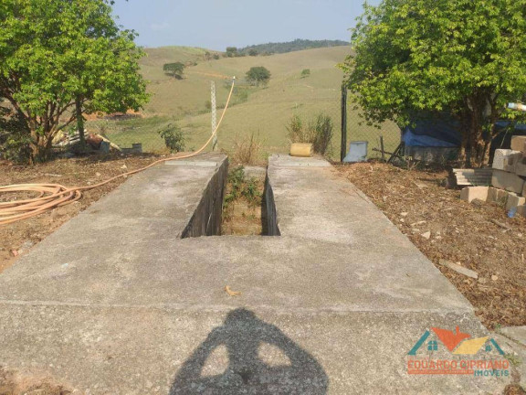 Imagem Chácara com 3 Quartos à Venda, 454 m² em Zona Rural - Paraibuna