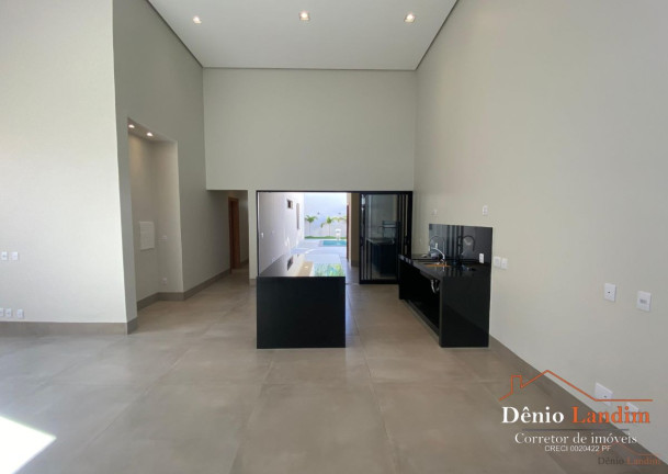 Imagem Casa com 3 Quartos à Venda, 180 m² em Augusta Mota - Montes Claros