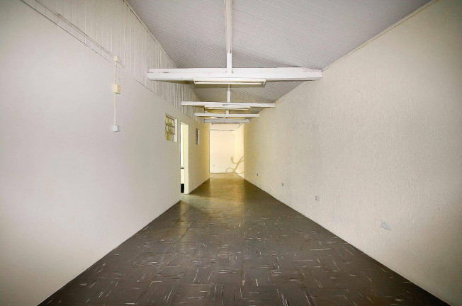 Imagem Casa com 1 Quarto à Venda, 172 m² em Cristo Rei - Curitiba Imagem Casa com 1 Quarto à Venda, 172 m² em Cristo Rei - Curitiba