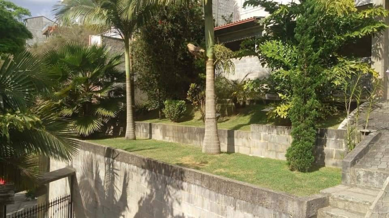 Imagem Casa com 3 Quartos à Venda, 500 m² em Centro - Nova Friburgo Imagem Casa com 3 Quartos à Venda, 500 m² em Centro - Nova Friburgo