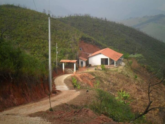 Imagem Chácara com 3 Quartos à Venda, 24.200 m² em Centro - Taubaté