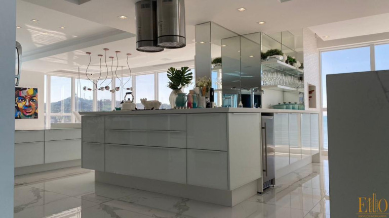 Imagem Apartamento com 7 Quartos à Venda, 704 m² em Centro - Itapema