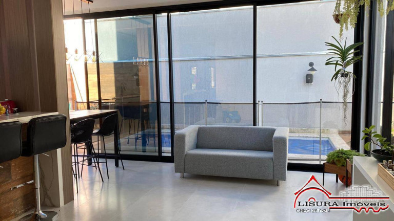 Imagem Casa de Condomínio com 3 Quartos à Venda, 270 m² em Condomínio Residencial Fogaça - Jacareí Imagem Casa de Condomínio com 3 Quartos à Venda, 270 m² em Condomínio Residencial Fogaça - Jacareí
