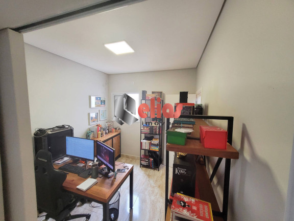 Imagem Casa com 3 Quartos à Venda, 170 m² em Vila Silva Pinto - Bauru Imagem Casa com 3 Quartos à Venda, 170 m² em Vila Silva Pinto - Bauru