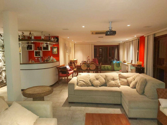 Casa com 4 Quartos à Venda ou Locação, 400 m² em Itaipu - Niterói