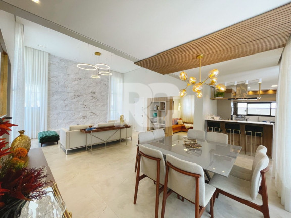 Imagem Casa com 3 Quartos à Venda, 370 m² em Aruã Brisas - Mogi Das Cruzes Imagem Casa com 3 Quartos à Venda, 370 m² em Aruã Brisas - Mogi Das Cruzes