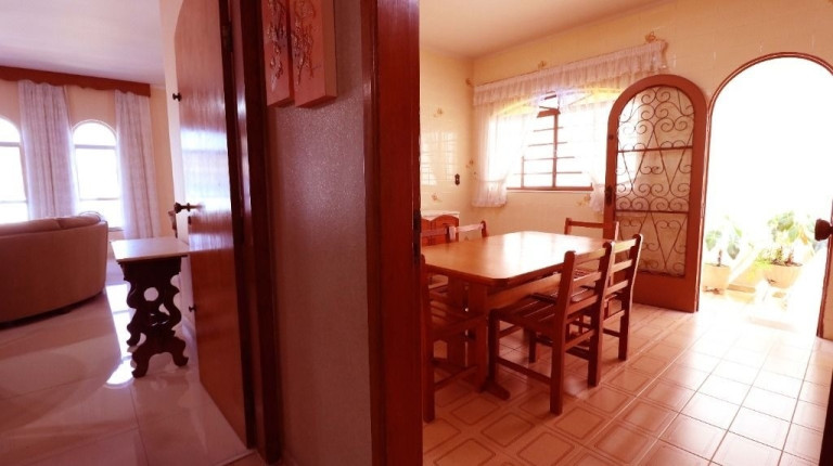 Imagem Casa com 4 Quartos à Venda, 232 m² em Tremembé - São Paulo Imagem Casa com 4 Quartos à Venda, 232 m² em Tremembé - São Paulo