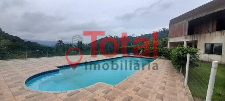 Chácara com 3 Quartos à Venda, 1.200 m² em Santa Maria - Timóteo