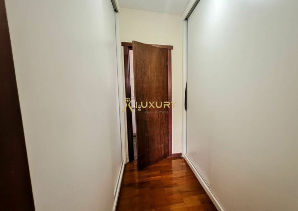 Imagem Imóvel com 4 Quartos à Venda, 528 m² em Belvedere - Belo Horizonte Imagem Imóvel com 4 Quartos à Venda, 528 m² em Belvedere - Belo Horizonte