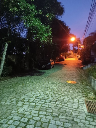 Imagem Casa com 4 Quartos à Venda, 250 m² em Itaipu - Niterói Imagem Casa com 4 Quartos à Venda, 250 m² em Itaipu - Niterói