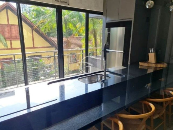 Imagem Imóvel com 3 Quartos à Venda, 136 m² em Anita Garibaldi - Joinville Imagem Imóvel com 3 Quartos à Venda, 136 m² em Anita Garibaldi - Joinville