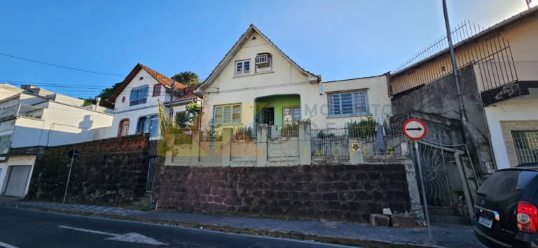 Casa com 3 Quartos à Venda, 128 m² em Centro - Blumenau