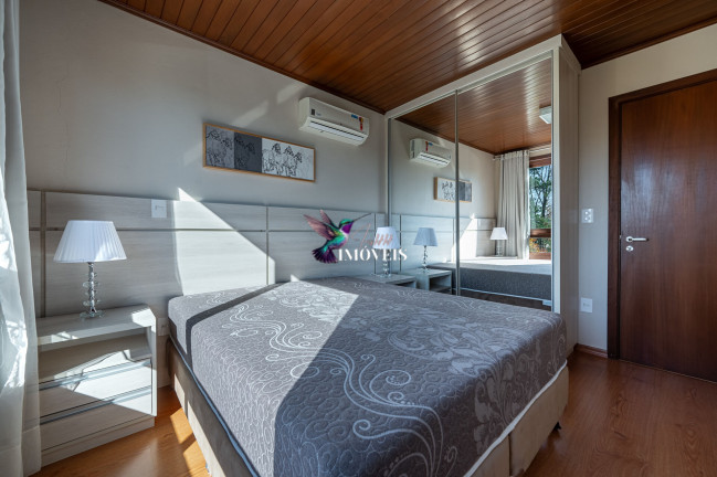Imagem Apartamento com 3 Quartos à Venda, 98 m² em Centro - Gramado Imagem Apartamento com 3 Quartos à Venda, 98 m² em Centro - Gramado