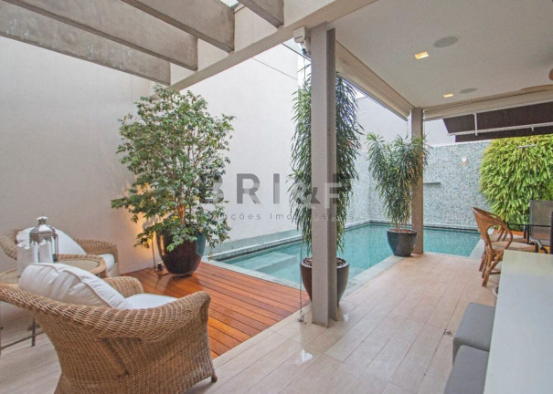 Imagem Casa com 4 Quartos à Venda, 310 m² em Campo Belo - São Paulo Imagem Casa com 4 Quartos à Venda, 310 m² em Campo Belo - São Paulo