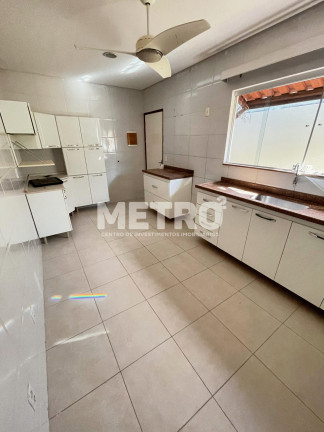 Imagem Casa com 2 Quartos para Alugar, 130 m² em Cidade Universitária - Petrolina Imagem Casa com 2 Quartos para Alugar, 130 m² em Cidade Universitária - Petrolina