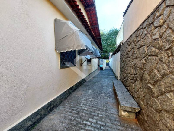 Imagem Casa com 5 Quartos à Venda, 256 m² em Campo Grande - Rio De Janeiro