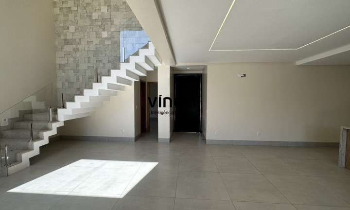 Imagem Casa com 3 Quartos à Venda, 265 m² em Jardins Capri - Senador Canedo Imagem Casa com 3 Quartos à Venda, 265 m² em Jardins Capri - Senador Canedo