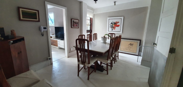 Imagem Casa com 4 Quartos à Venda, em São Francisco - Niterói Imagem Casa com 4 Quartos à Venda, em São Francisco - Niterói