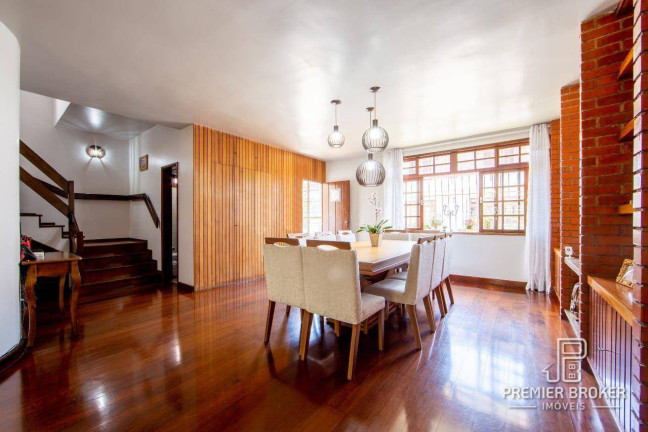 Imagem Casa com 4 Quartos à Venda, 182 m² em Alto - Teresópolis Imagem Casa com 4 Quartos à Venda, 182 m² em Alto - Teresópolis
