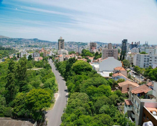 Imagem Apartamento com 2 Quartos à Venda, 66 m² em Petrópolis - Porto Alegre