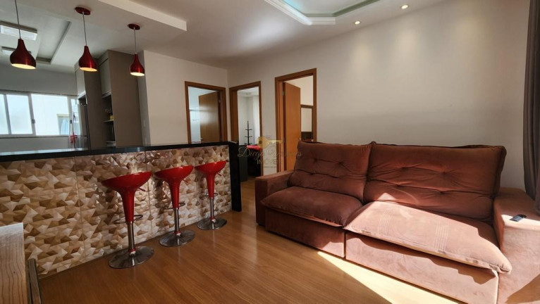 Imagem Apartamento com 2 Quartos à Venda, 56 m² em Pimenteiras - Teresópolis