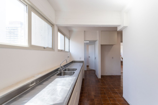 Imagem Apartamento com 3 Quartos à Venda, 121 m² em Itaim Bibi - São Paulo