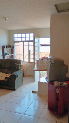 Imagem Casa com 2 Quartos à Venda, 300 m² em Parque Residencial Laura Molina - Araraquara Imagem Casa com 2 Quartos à Venda, 300 m² em Parque Residencial Laura Molina - Araraquara