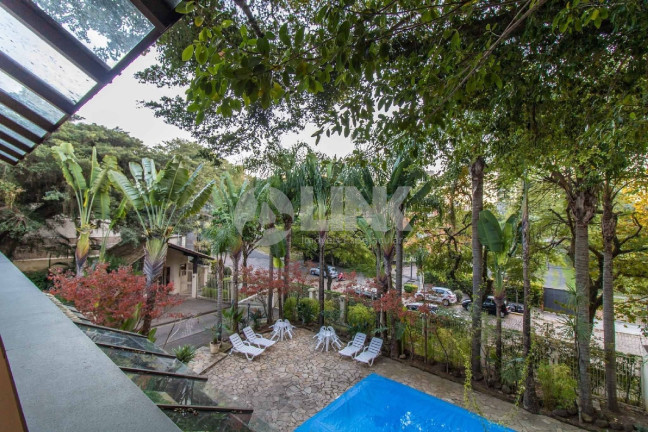 Imagem Imóvel com 4 Quartos à Venda, 257 m² em Boa Vista - Porto Alegre Imagem Imóvel com 4 Quartos à Venda, 257 m² em Boa Vista - Porto Alegre