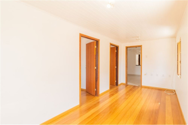 Imagem Casa com 5 Quartos à Venda, 150 m² em Partenon - Porto Alegre Imagem Casa com 5 Quartos à Venda, 150 m² em Partenon - Porto Alegre