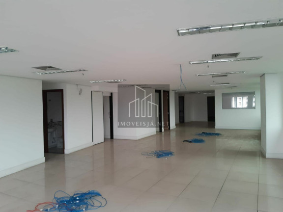 Sala Comercial à Venda, 212 m² em Alphaville Industrial - Barueri