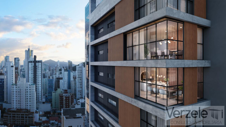 Imóvel com 3 Quartos à Venda, 129 m² em Pioneiros - Balneário Camboriú