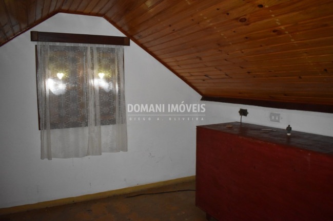Imagem Casa com 4 Quartos à Venda, 130 m² em Região Da Abernéssia - Campos Do Jordão Imagem Casa com 4 Quartos à Venda, 130 m² em Região Da Abernéssia - Campos Do Jordão