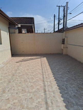 Imagem Casa com 3 Quartos para Alugar, em Maracanã - Praia Grande Imagem Casa com 3 Quartos para Alugar, em Maracanã - Praia Grande