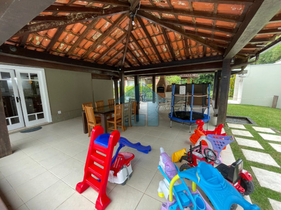Imagem Casa com 5 Quartos à Venda, em Porto Frade - Angra Dos Reis Imagem Casa com 5 Quartos à Venda, em Porto Frade - Angra Dos Reis