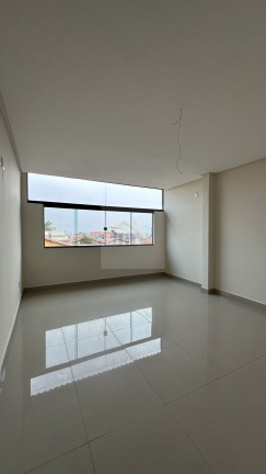 Imagem Casa com 3 Quartos à Venda, 253 m² em Residencial Barravento - Goiânia