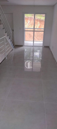 Imagem Sobrado com 2 Quartos à Venda, 110 m² em Colina Sorriso - Caxias Do Sul Imagem Sobrado com 2 Quartos à Venda, 110 m² em Colina Sorriso - Caxias Do Sul