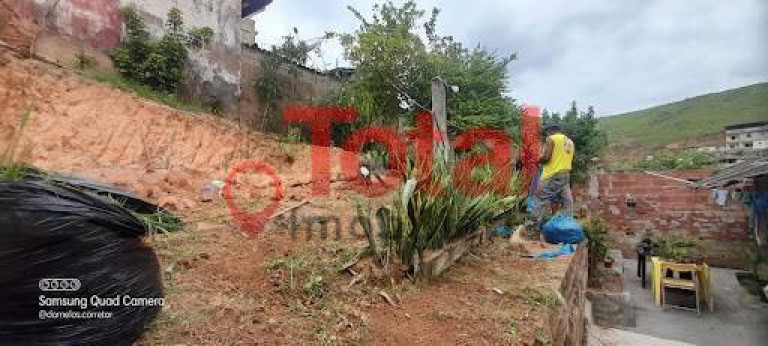 Imagem Casa com 2 Quartos à Venda, 360 m² em Bom Jesus - Coronel Fabriciano Imagem Casa com 2 Quartos à Venda, 360 m² em Bom Jesus - Coronel Fabriciano
