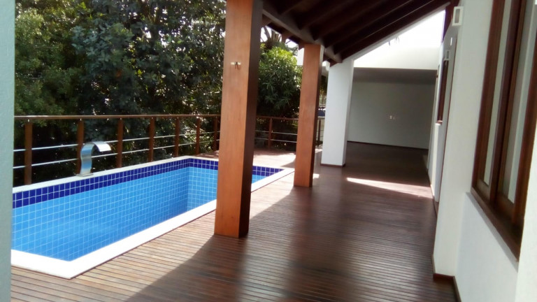 Imagem Casa com 4 Quartos à Venda, 425 m² em Portão - Lauro De Freitas Imagem Casa com 4 Quartos à Venda, 425 m² em Portão - Lauro De Freitas